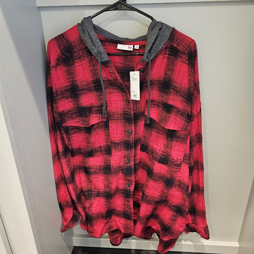 Black and red checkered flannel women's xl brand new with tags